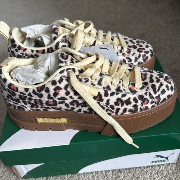 Puma Leopard Print Sneakers with Brown Sole - Picture 2 of 4